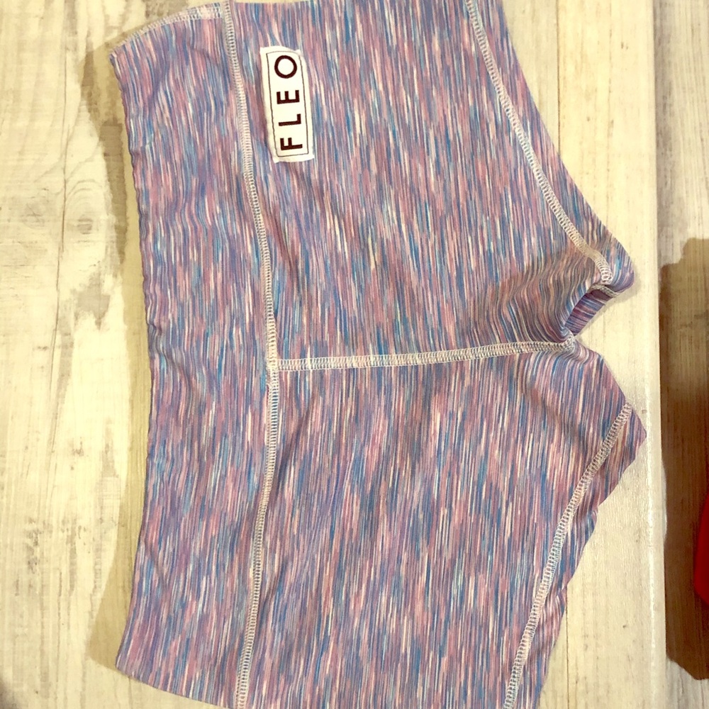 Bubblegum fleo shorts
